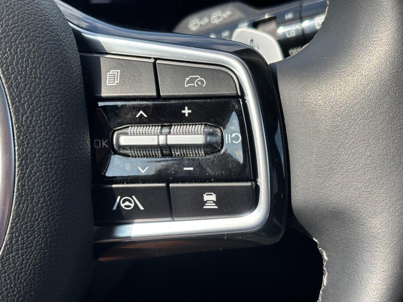 Kia Sorento Vehicle Full-screen Gallery Image 21