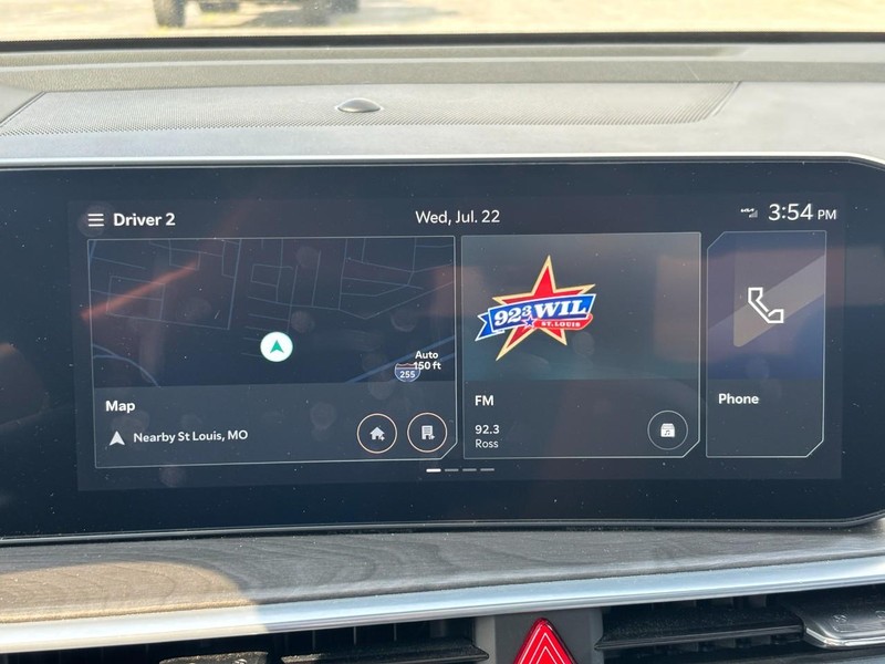 Kia Sorento Vehicle Full-screen Gallery Image 23