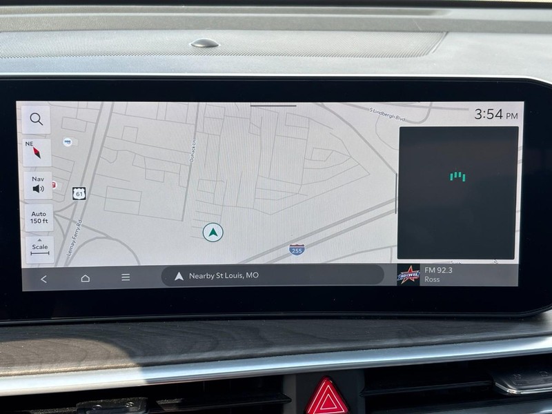Kia Sorento Vehicle Full-screen Gallery Image 24