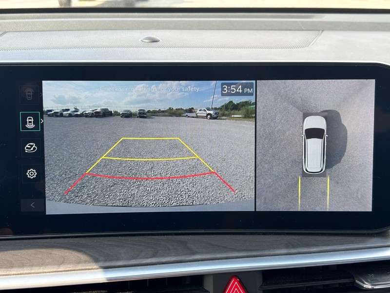 Kia Sorento Vehicle Full-screen Gallery Image 25