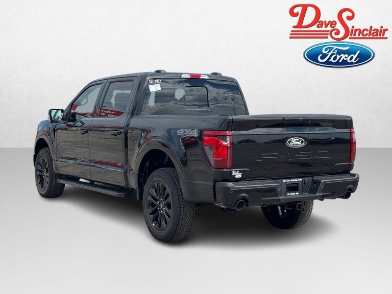 Ford F-150 Vehicle Full-screen Gallery Image 09