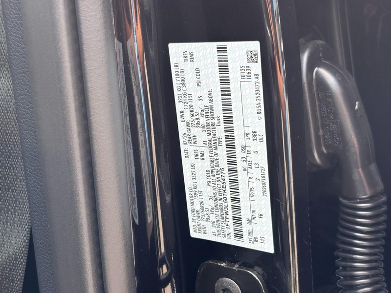 Ford F-150 Vehicle Full-screen Gallery Image 27
