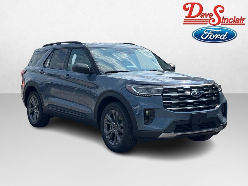 Ford Explorer Vehicle Full-screen Gallery Image 04