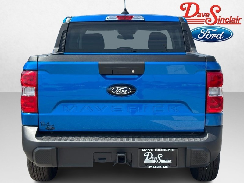 Ford Maverick Vehicle Full-screen Gallery Image 08