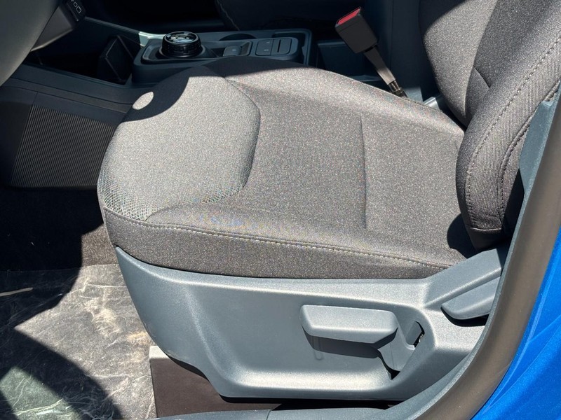 Ford Maverick Vehicle Full-screen Gallery Image 17