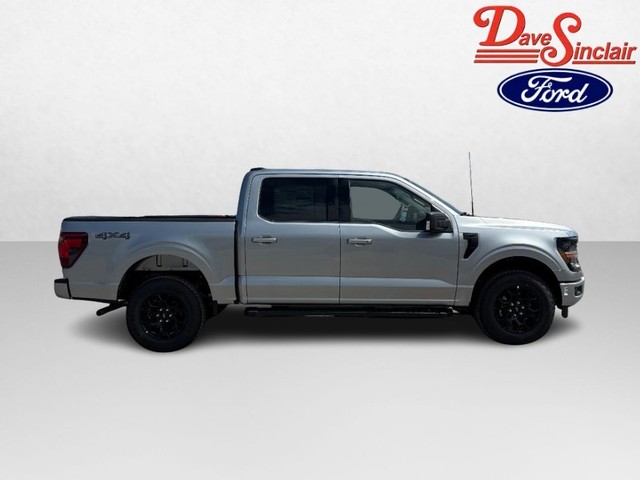 2026 Ford F-150 XLT thumbnail image 04