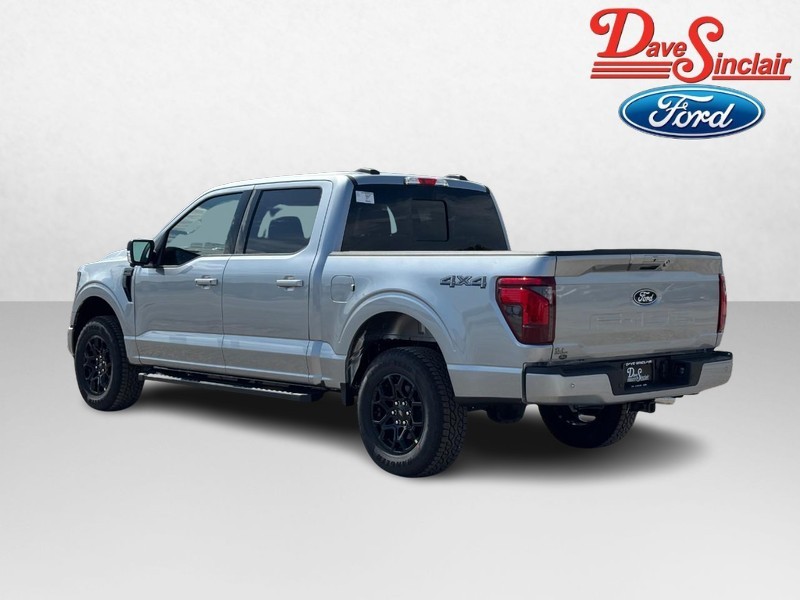 Ford F-150 Vehicle Full-screen Gallery Image 09