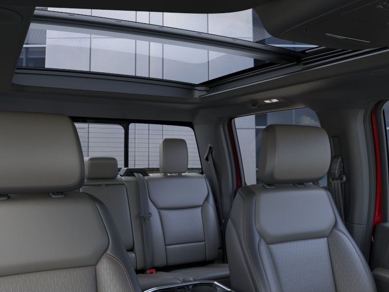 Ford F-150 Vehicle Full-screen Gallery Image 24