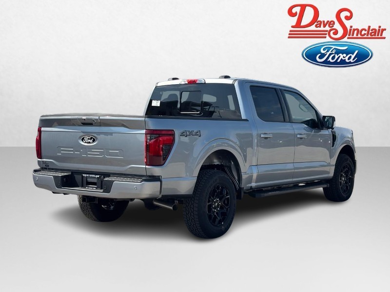 Ford F-150 Vehicle Full-screen Gallery Image 07