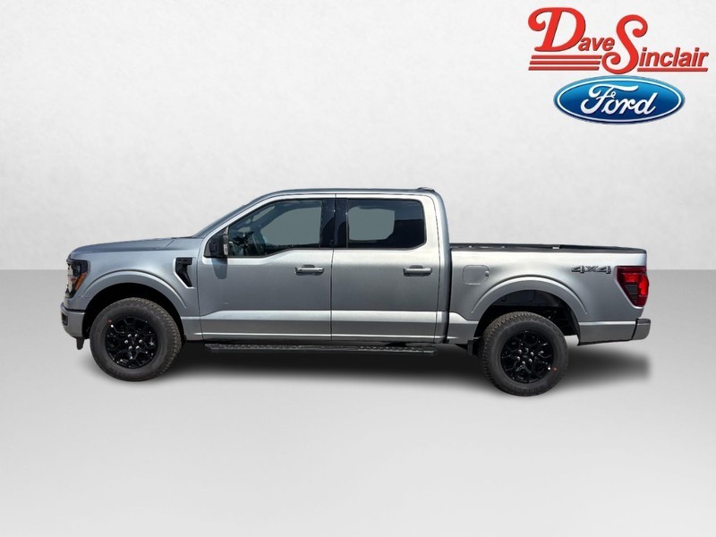 Ford F-150 Vehicle Full-screen Gallery Image 10