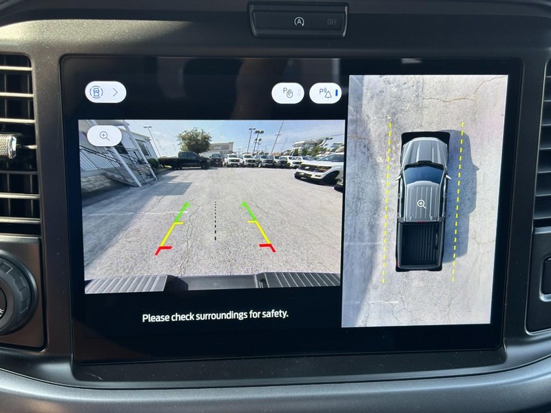 Ford F-150 Vehicle Full-screen Gallery Image 22