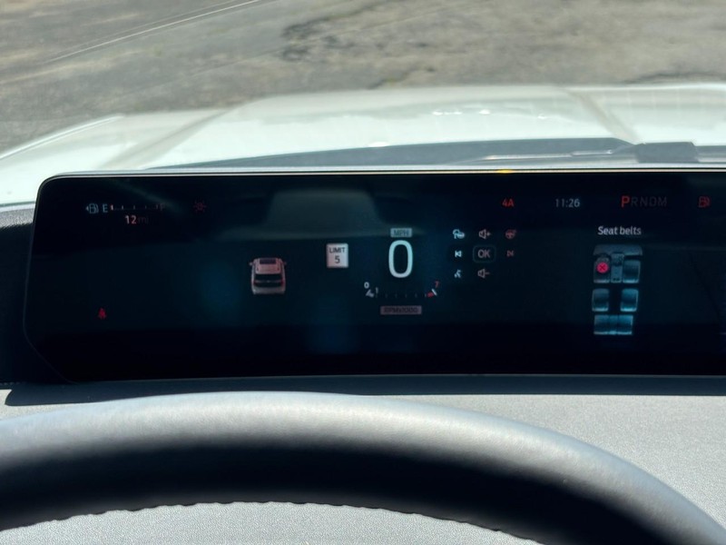 Ford Expedition Max Vehicle Full-screen Gallery Image 22