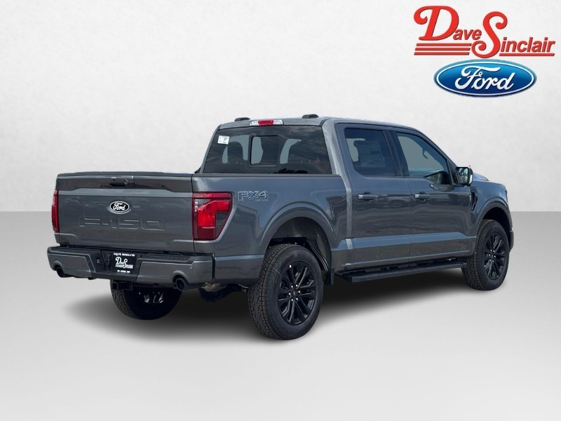 Ford F-150 Vehicle Full-screen Gallery Image 07