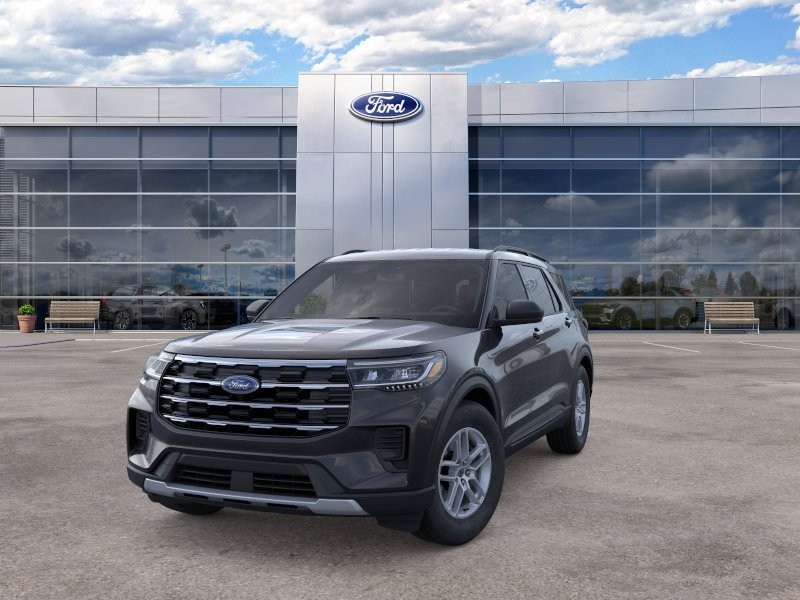 Ford Explorer Vehicle Full-screen Gallery Image 02