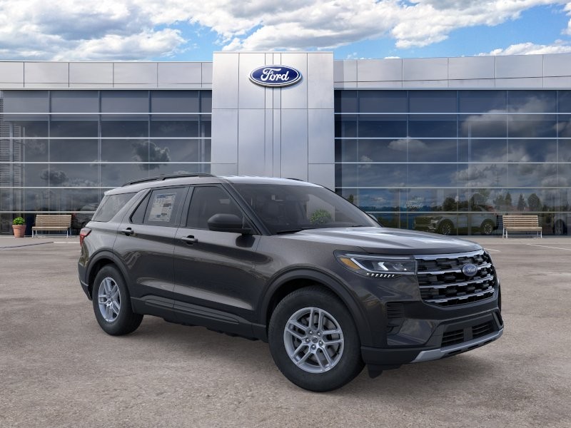 Ford Explorer Vehicle Full-screen Gallery Image 09