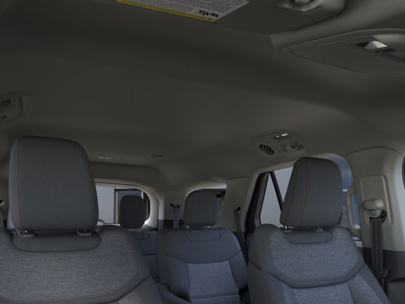 Ford Explorer Vehicle Full-screen Gallery Image 24