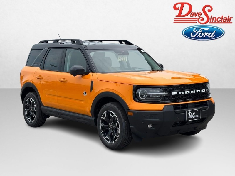Ford Bronco Sport Vehicle Full-screen Gallery Image 04
