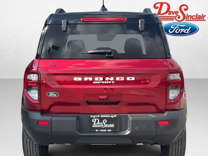 Ford Bronco Sport Vehicle Full-screen Gallery Image 07