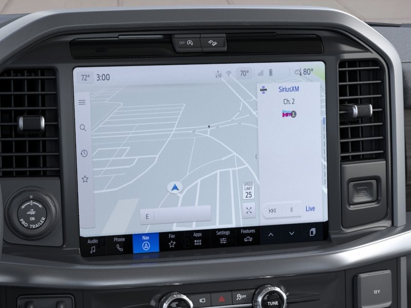 Ford F-150 Vehicle Full-screen Gallery Image 16