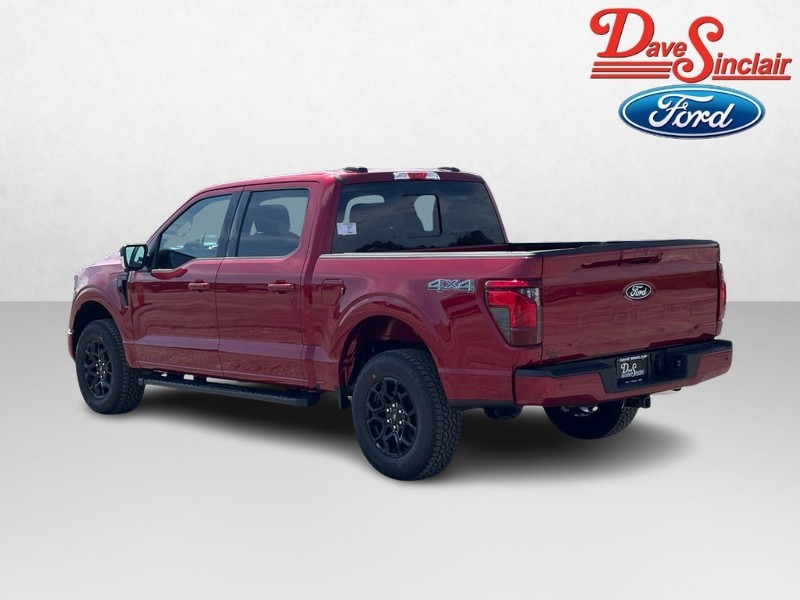 Ford F-150 Vehicle Full-screen Gallery Image 09