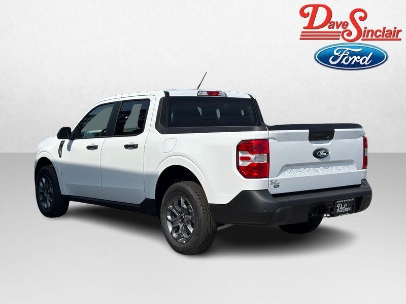 Ford Maverick Vehicle Full-screen Gallery Image 08