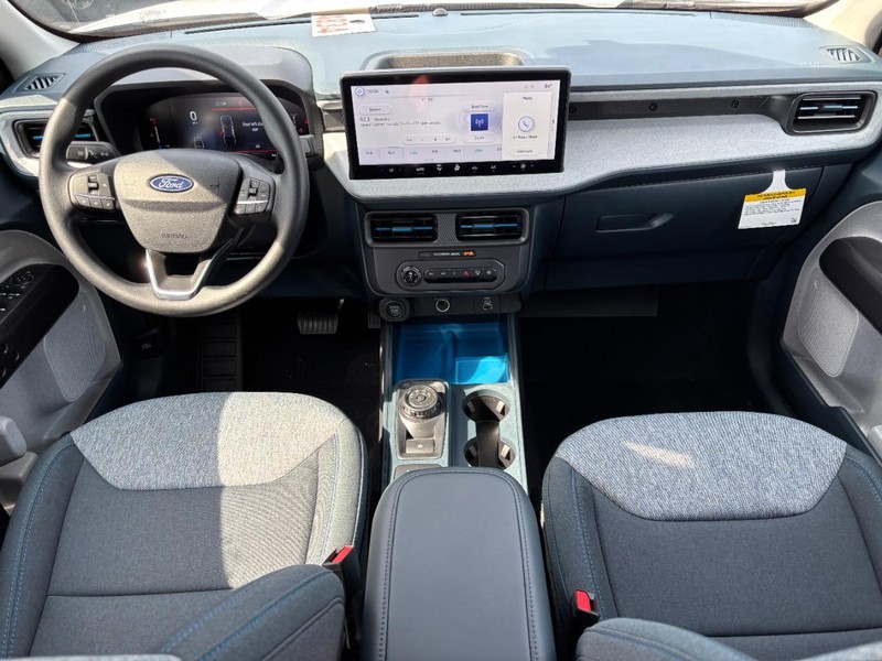 Ford Maverick Vehicle Full-screen Gallery Image 14