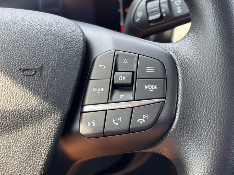 Ford Maverick Vehicle Full-screen Gallery Image 19