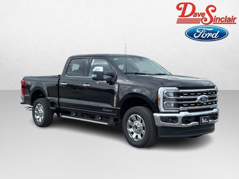Ford Super Duty F-250 SRW Vehicle Full-screen Gallery Image 04