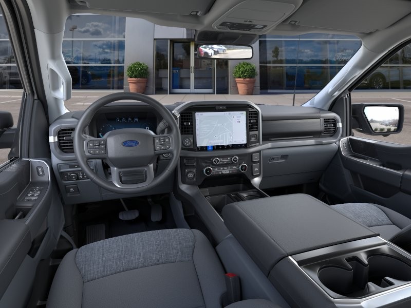 Ford F-150 Vehicle Full-screen Gallery Image 11