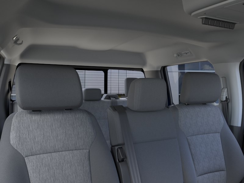 Ford Super Duty F-250 SRW Vehicle Full-screen Gallery Image 24
