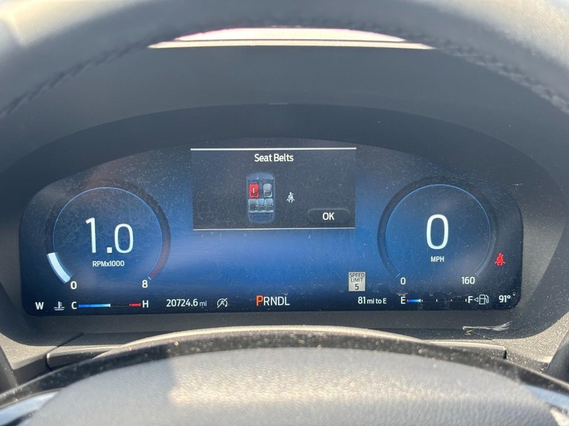 Ford Escape Vehicle Full-screen Gallery Image 21
