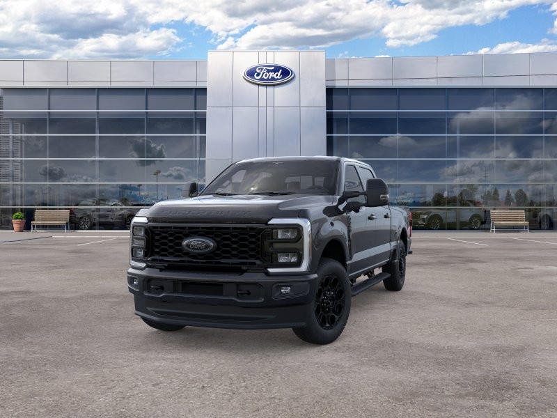 Ford Super Duty F-250 SRW Vehicle Full-screen Gallery Image 02