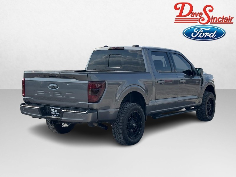 Ford F-150 Vehicle Full-screen Gallery Image 07