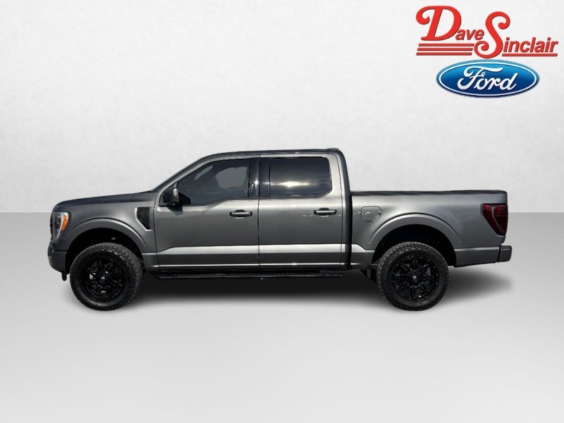 Ford F-150 Vehicle Full-screen Gallery Image 10
