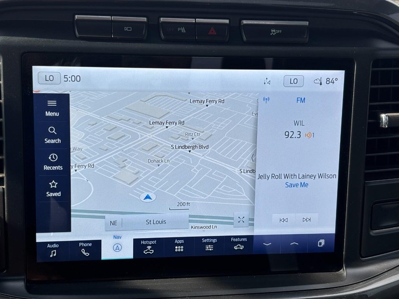 Ford F-150 Vehicle Full-screen Gallery Image 23