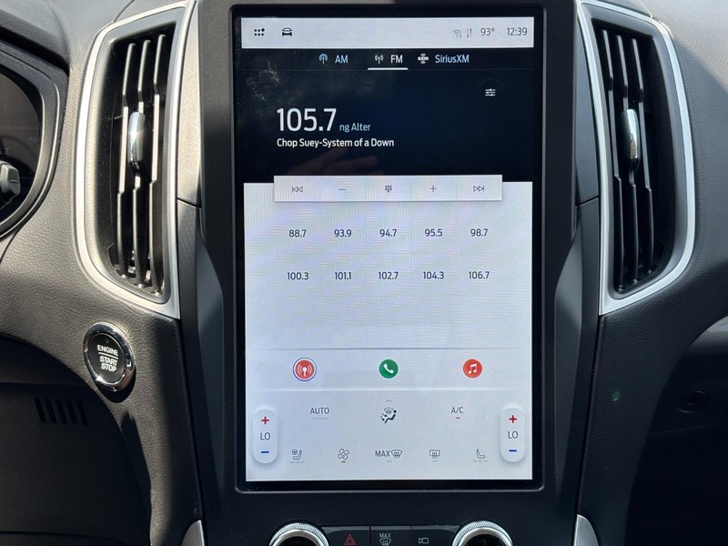 Ford Edge Vehicle Image 22