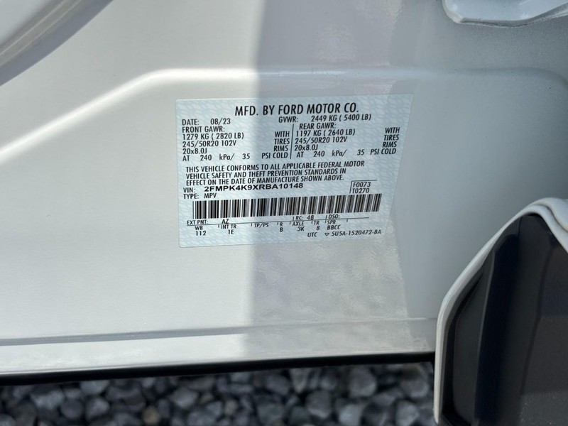 Ford Edge Vehicle Image 23