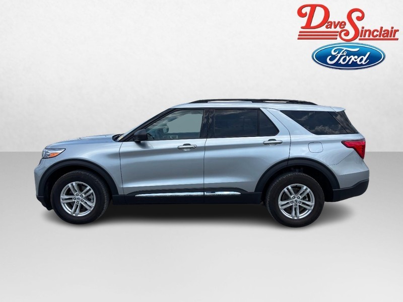 Ford Explorer Vehicle Full-screen Gallery Image 10