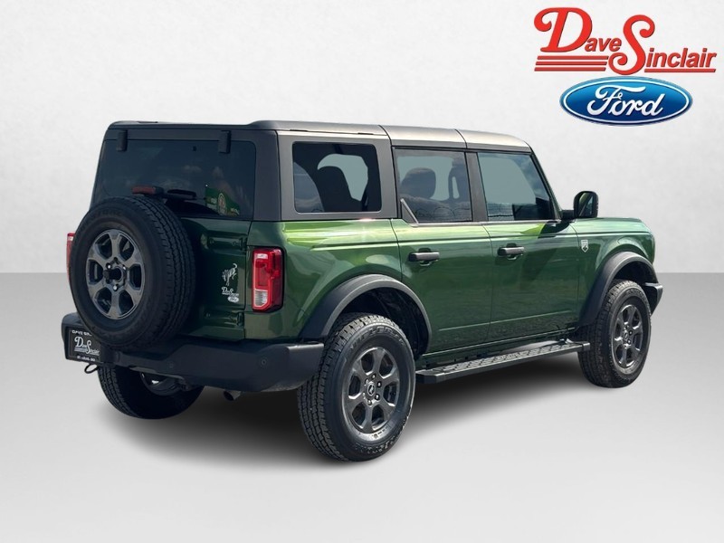 Ford Bronco Vehicle Full-screen Gallery Image 07