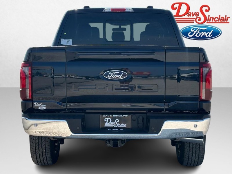 Ford F-150 Vehicle Full-screen Gallery Image 08