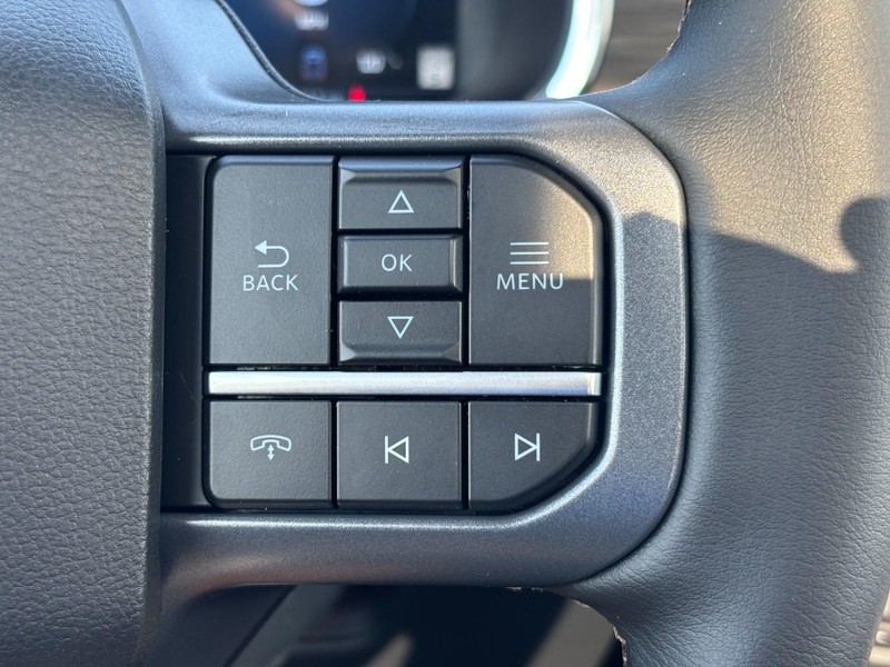 Ford F-150 Vehicle Full-screen Gallery Image 20