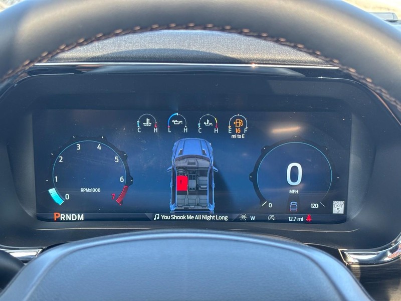 Ford F-150 Vehicle Full-screen Gallery Image 21