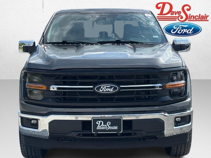 Ford F-150 Vehicle Full-screen Gallery Image 02