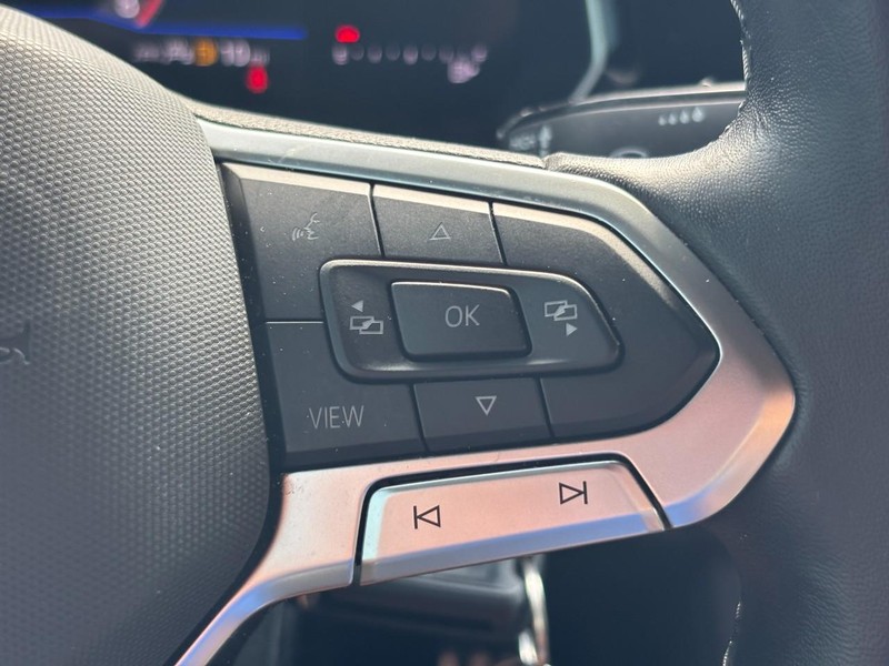 Volkswagen Jetta Vehicle Full-screen Gallery Image 20