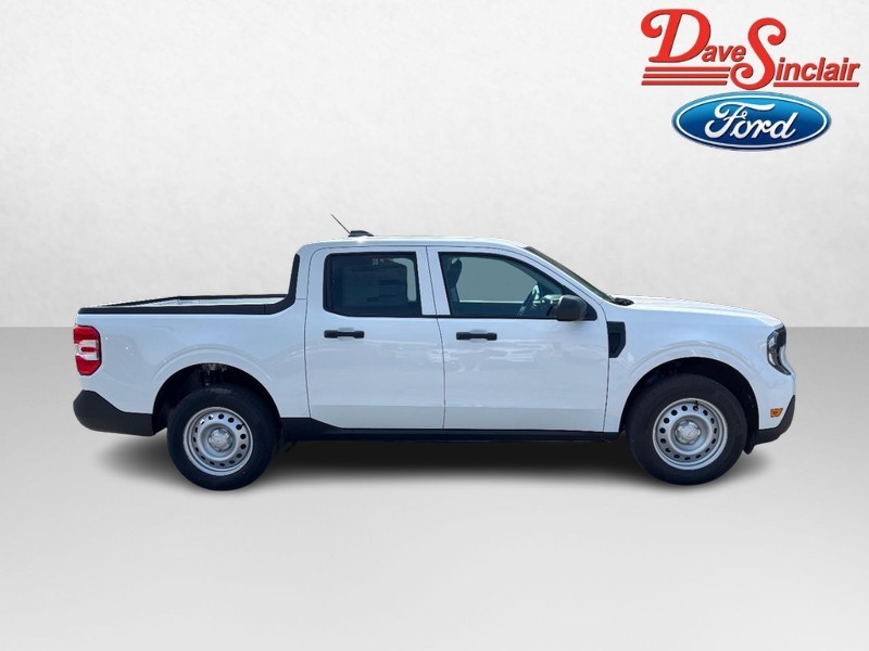 Ford Maverick Vehicle Full-screen Gallery Image 05