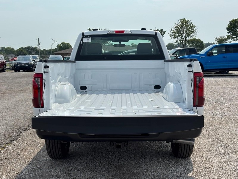 Ford F-150 Vehicle Full-screen Gallery Image 11