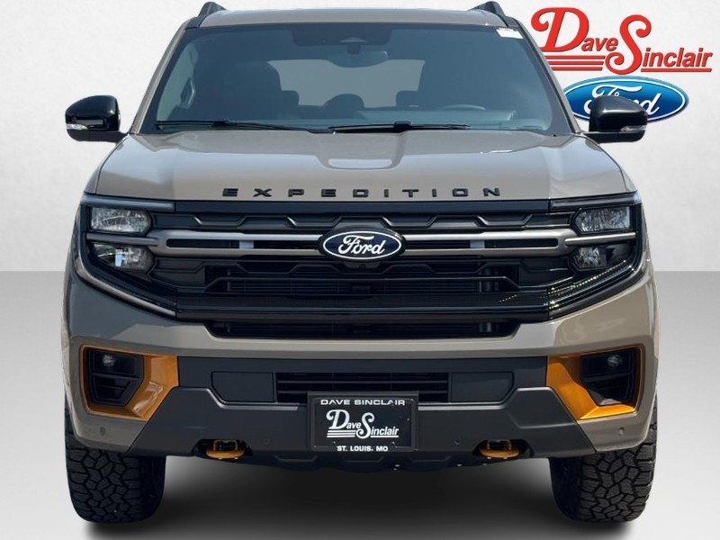 Ford Expedition Vehicle Full-screen Gallery Image 02