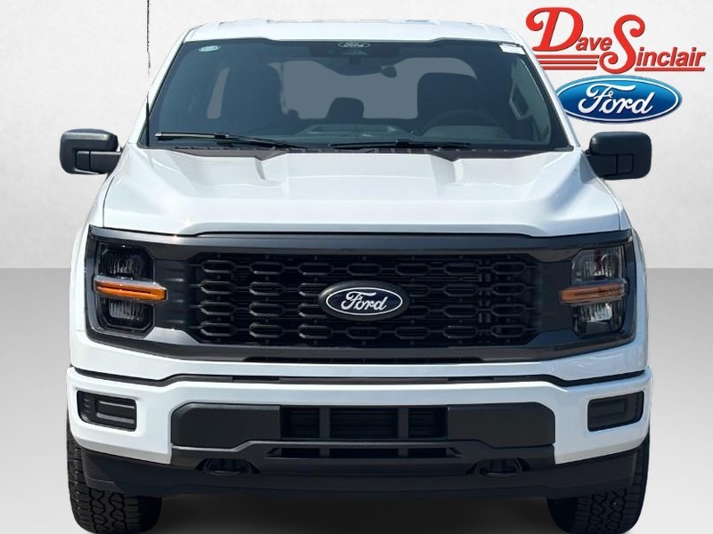 Ford F-150 Vehicle Full-screen Gallery Image 02