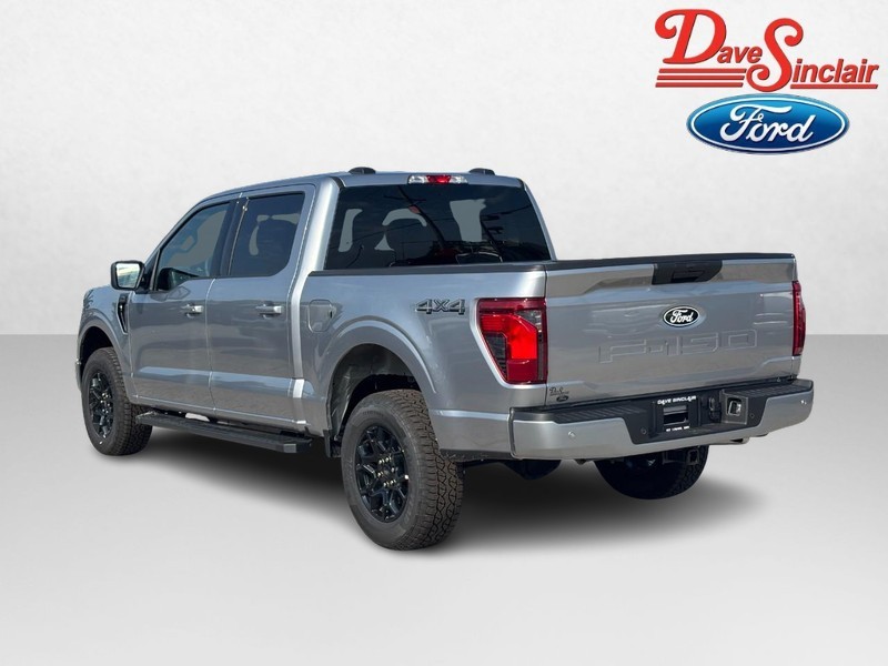 Ford F-150 Vehicle Full-screen Gallery Image 09