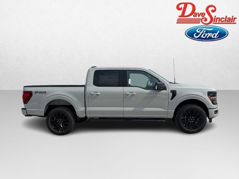 Ford F-150 Vehicle Full-screen Gallery Image 05